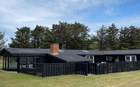 Albert - 340M from the Sea: Tag, Hus, Hjem, Land Lot, Sommerhus, Veranda, Skygge, Estate, Sidespor, Gård