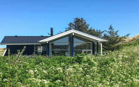 Wilma - 400M from the Sea: 
