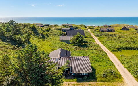 Wilma - 400M from the Sea: Sommerhus, Land Lot, Bjælkehytte, Kyst, Reservoir, Skur, Garden Bygninger, Lyd, Woodland
