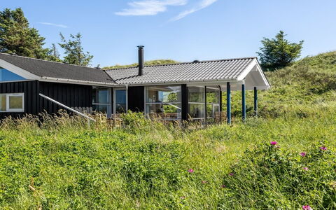 Wilma - 400M from the Sea: Sommerhus, Land Lot, Bjælkehytte, Kyst, Reservoir, Skur, Garden Bygninger, Lyd, Woodland
