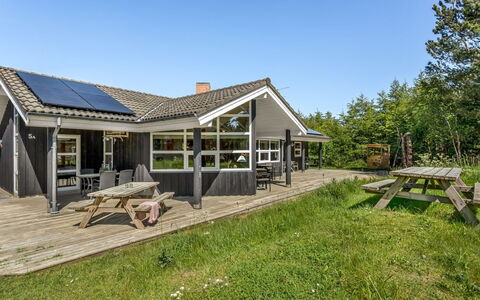 Winder - 1.3Km from the Sea: Sommerhus, Hjem, Hus, Tag, Veranda, Estate, Sidespor, Garden Bygninger, Stuehus, Gård