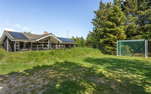 Winder - 1.3Km from the Sea: Sommerhus, Hjem, Hus, Tag, Veranda, Estate, Sidespor, Garden Bygninger, Stuehus, Gård