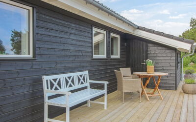Heriest - 1.2Km from the Sea