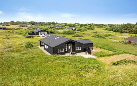 Grith - 1Km from the Sea: Træ, Tag, Hus, Sommerhus, Dør, Hjem, Sidespor, Land Lot, Garden Bygninger, Skur