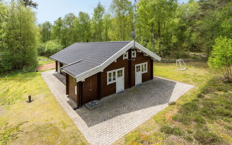 Rosamunde - 1.3Km from the Sea: Tag, Hus, Hjem, Sommerhus, Sidespor, Estate, Indkørsel, Garden Bygninger, Gård, Skur
