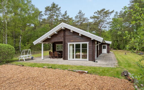 Rosamunde - 1.3Km from the Sea: Tag, Hus, Hjem, Sommerhus, Sidespor, Estate, Indkørsel, Garden Bygninger, Gård, Skur