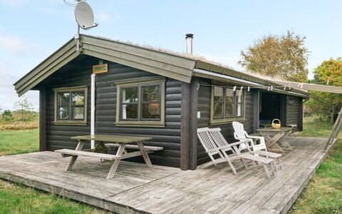 Gorjan - 300M from the Sea: Sommerhus, Bjælkehytte, Sidespor, Garden Bygninger, Skur, Planke, Hytte, Veranda, Hårdttræ, Udendørs Struktur