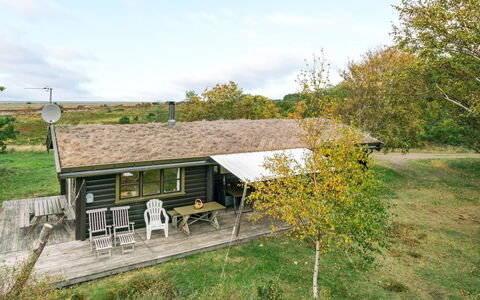 Gorjan - 300M from the Sea: Sommerhus, Hus, Tag, Landdistrikt, Hjem, Land Lot, Stuehus, Veranda, Skygge, Have