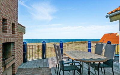 Solvej - 120M from the Sea