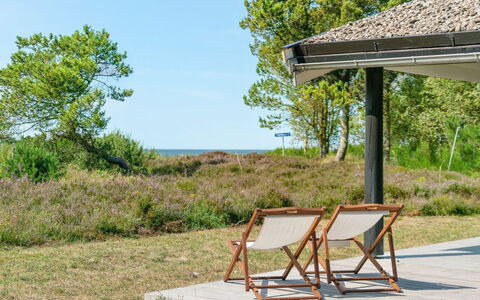 Wimar - 200M from the Sea: Træ, Hjem, Veranda, Dæk, Hårdttræ, Tag, Bejdse, Trægulve, Eco Hotel