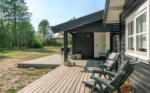 Wimar - 200M from the Sea: Træ, Hjem, Veranda, Dæk, Hårdttræ, Tag, Bejdse, Trægulve, Eco Hotel