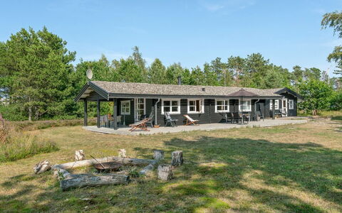 Wimar - 200M from the Sea: Træ, Hjem, Veranda, Dæk, Hårdttræ, Tag, Bejdse, Trægulve, Eco Hotel