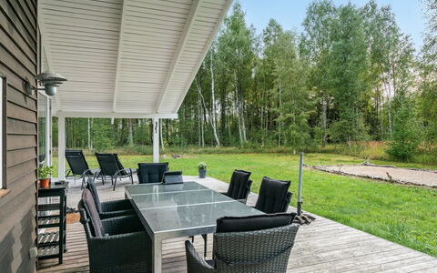 Thomasine - 1.5Km from the Sea: Træ, Hjem, Veranda, Dæk, Hårdttræ, Tag, Bejdse, Trægulve, Eco Hotel