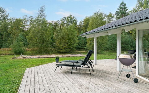 Thomasine - 1.5Km from the Sea: Træ, Hjem, Veranda, Dæk, Hårdttræ, Tag, Bejdse, Trægulve, Eco Hotel