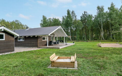 Thomasine - 1.5Km from the Sea: Træ, Hjem, Veranda, Dæk, Hårdttræ, Tag, Bejdse, Trægulve, Eco Hotel