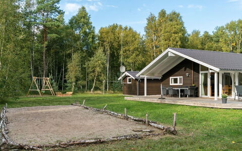 Thomasine - 1.5Km from the Sea: Træ, Hjem, Veranda, Dæk, Hårdttræ, Tag, Bejdse, Trægulve, Eco Hotel