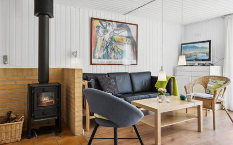Apoline - 5Km from the Sea: Tag, Hus, Hjem, Sommerhus, Sidespor, Estate, Indkørsel, Garden Bygninger, Gård, Skur