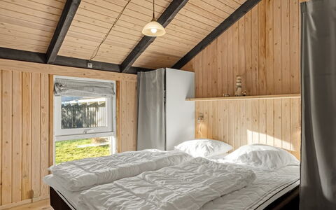 Eliana - 350M from the Sea: Hus, Hjem, Tag, Sommerhus, Estate, Landscaping, Garden Bygninger, Sidespor, Stuehus