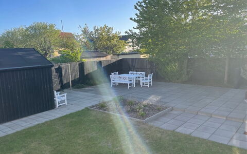 Evgenia - 950M from the Sea: Have, Busk, Land Lot, Backyard, Lawn, Landscaping, Gård, Skygge, Walkway, Gårdsplads