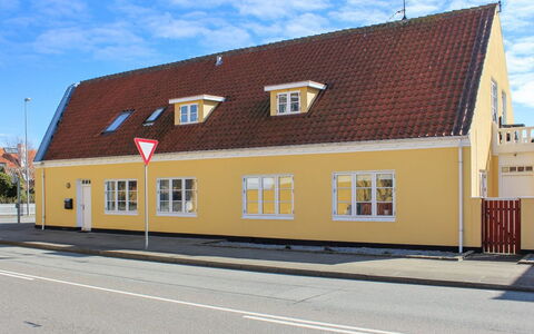 Faustine - 500M from the Sea: Bjerg, Bjergrige Landskabsformer, Sne, Vinter, Bjergkæde, Bakke, Glacial Landskabsform, Highland, Hill Station, Landskab