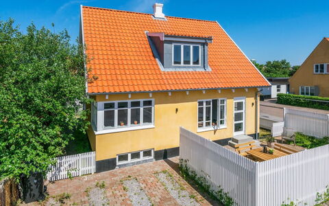 Sölve - 900M from the Sea: Bygning, Væg, Vindue, Boligområde, Hus, Hjem, Facade, Tag, Arkitektur, Sommerhus
