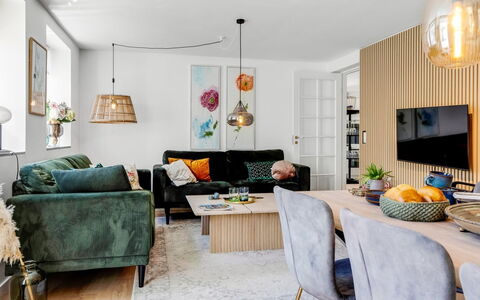 Viivi - 900M from the Sea