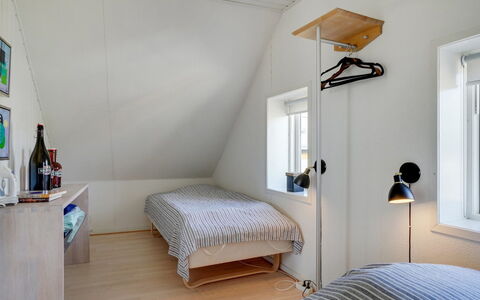 Naina - 200M from the Sea: Møbel, Indretning, Væg, Gulvbelægning, Etage, Træ, Loft, Soveværelse, Lysarmatur, Seng