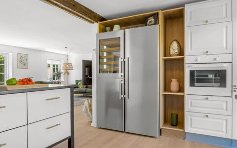 Murtuz - 900M from the Sea: Køkken Apparat, Køkken, Større Bandage, Køleskab, Husholdningsapparat, Cabinetry, Møbel, Gulvbelægning, Countertop, Indretning
