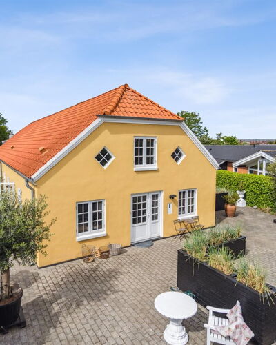 Murtuz - 900M from the Sea