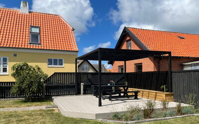 Kätlin - 1.1Km from the Sea