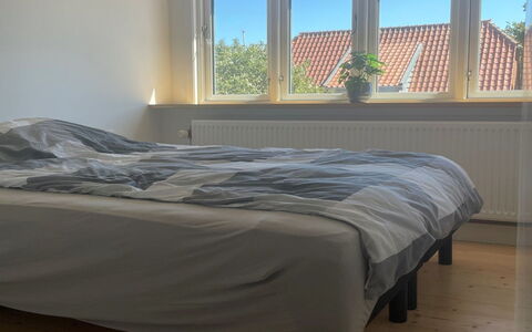 Urs - 200M from the Sea: Arkitektur, Tag, Hjem, Kompositmateriale, Dagslys, Sidespor, Indkørsel