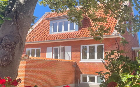 Urs - 200M from the Sea: Bjerg, Bjergrige Landskabsformer, Sne, Vinter, Bjergkæde, Bakke, Glacial Landskabsform, Highland, Hill Station, Landskab