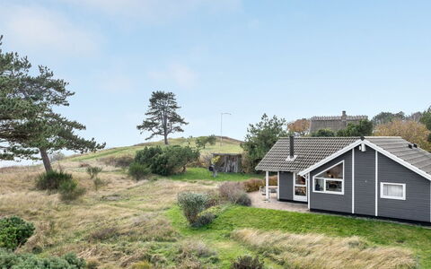 Bosilka - 75M from the Sea: Plantesamfund, Sollys, Urteagtig Plante, Have, Plantation, Landbrug, Farm