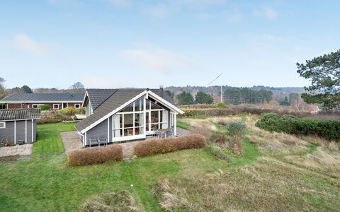Bosilka - 75M from the Sea: Plantesamfund, Sollys, Urteagtig Plante, Have, Plantation, Landbrug, Farm