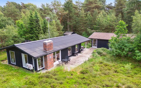 Mirzə - 250M from the Sea: Lejlighed, Skygge, Altan, Stol, Hegn, Udendørs Møbler, Aluminium, Kunstgræs