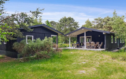 Mirzə - 250M from the Sea: Lejlighed, Skygge, Altan, Stol, Hegn, Udendørs Møbler, Aluminium, Kunstgræs