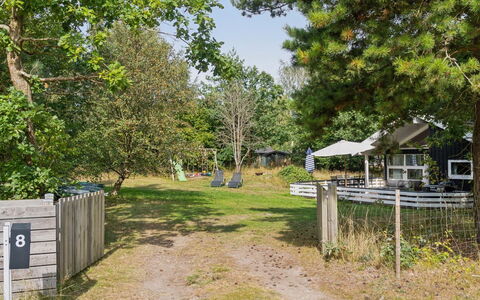 Amola - 1.6Km from the Sea: Lejlighed, Skygge, Altan, Stol, Hegn, Udendørs Møbler, Aluminium, Kunstgræs