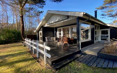 Eweline - 75M from the Sea