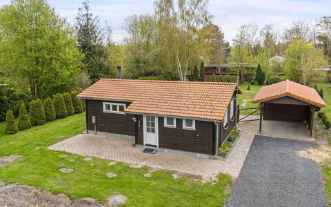 Undis - 660M from the Sea: Tag, Hus, Hjem, Sommerhus, Sidespor, Estate, Indkørsel, Garden Bygninger, Gård, Skur