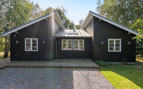 Amon - 670M from the Sea: Sommerhus, Hjem, Hus, Tag, Veranda, Estate, Sidespor, Garden Bygninger, Stuehus, Gård