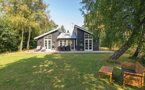 Amon - 670M from the Sea: Sommerhus, Hjem, Hus, Tag, Veranda, Estate, Sidespor, Garden Bygninger, Stuehus, Gård