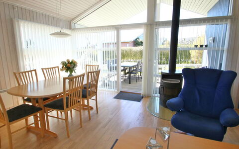 Aaran - 300M from the Sea: Hus, Tag, Hjem, Sommerhus, Busk, Bunddække, Estate, Stuehus, Sidespor, Garden Bygninger