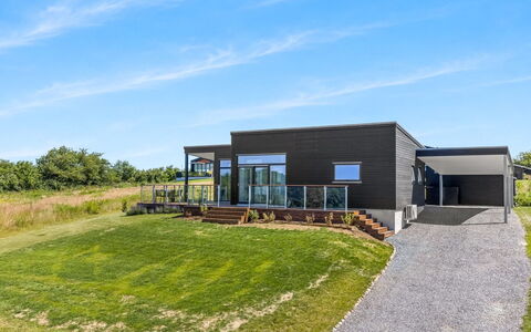 Klarin - 350M from the Sea: Land Lot, Hjem, Sommerhus, Estate, Stuehus, Veranda, Landscaping, Design, Garden Bygninger, Sidespor