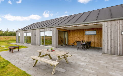 Etje - 6Km from the Sea: Sommerhus, Hjem, Hus, Tag, Veranda, Estate, Sidespor, Garden Bygninger, Stuehus, Gård