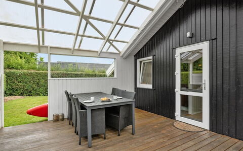 Ullakarin - 350M from the Sea: Plantesamfund, Sollys, Urteagtig Plante, Have, Plantation, Landbrug, Farm
