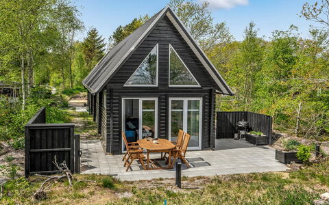 Angelita - 80M to the Fjord: Hjem, Boligområde, Hus, Sommerhus, Tag, Land Lot, Sidespor, Have, Estate, Lawn