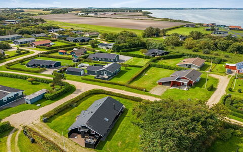 Naninja - 300M to the Fjord: Sommerhus, Hjem, Hus, Tag, Veranda, Estate, Sidespor, Garden Bygninger, Stuehus, Gård