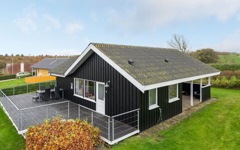 Clarita - 300M to the Fjord: Arkitektur, Tag, Hjem, Kompositmateriale, Dagslys, Sidespor, Indkørsel