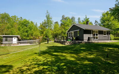 Hunding - 7Km from the Sea