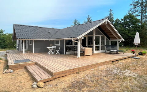 Gittel - 300M from the Sea: Svømmepøl, Ferieby